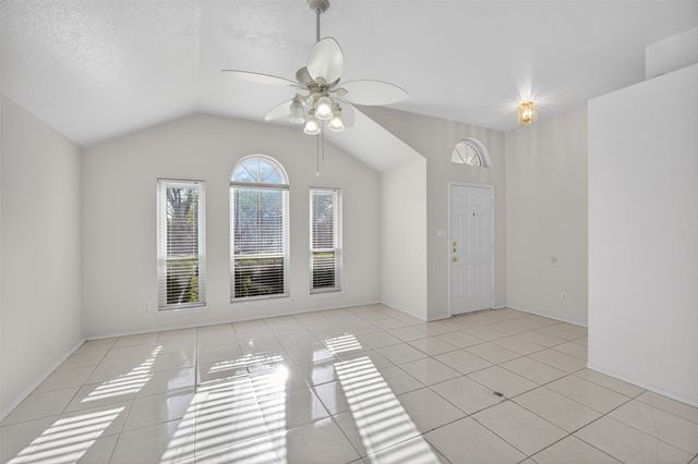 7016 Snowivy Court, Arlington, TX 76001