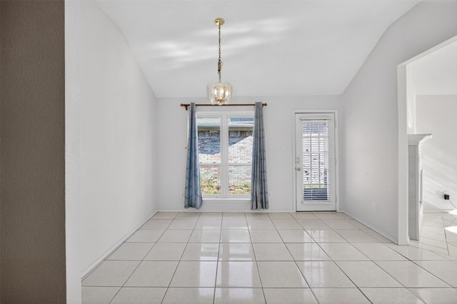 7016 Snowivy Court, Arlington, TX 76001