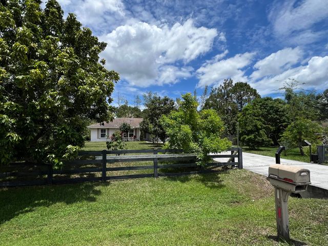 12403 N 87th St Street N, The Acreage, FL 33412