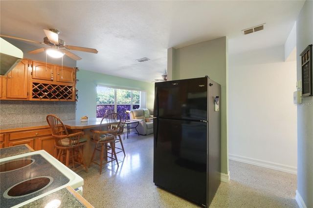 4932 MURRAY HILL DRIVE, Tampa, FL 33615