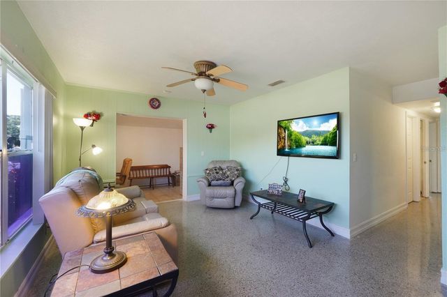 4932 MURRAY HILL DRIVE, Tampa, FL 33615