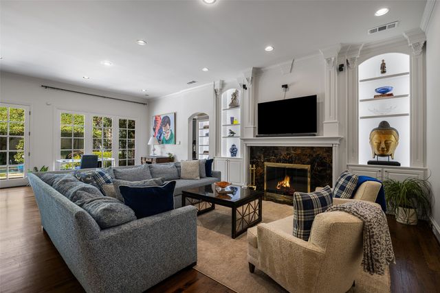 6607 Glendora Avenue, Dallas, TX 75230