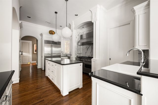 6607 Glendora Avenue, Dallas, TX 75230