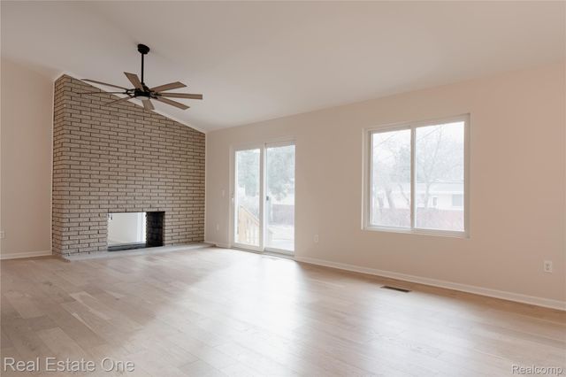 19339 Starlane Street, Southfield, MI 48075