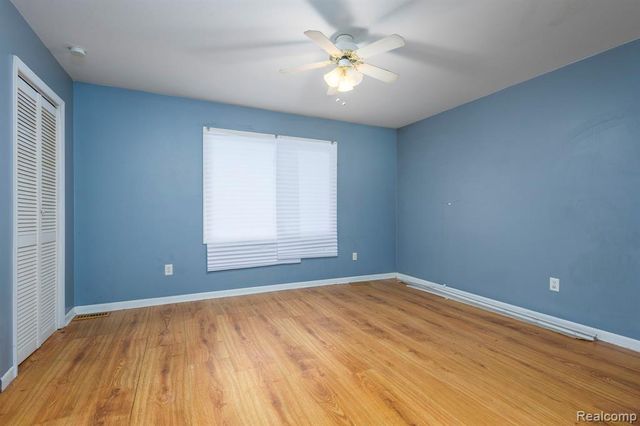 19249 Parkville Street, Livonia, MI 48152