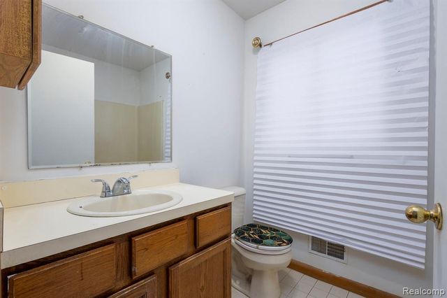 19249 Parkville Street, Livonia, MI 48152