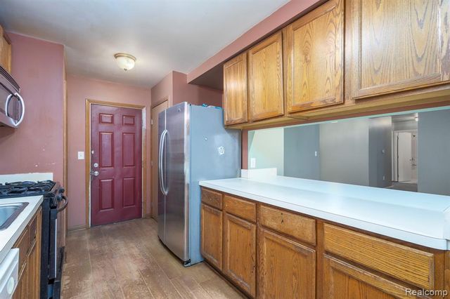 19249 Parkville Street, Livonia, MI 48152