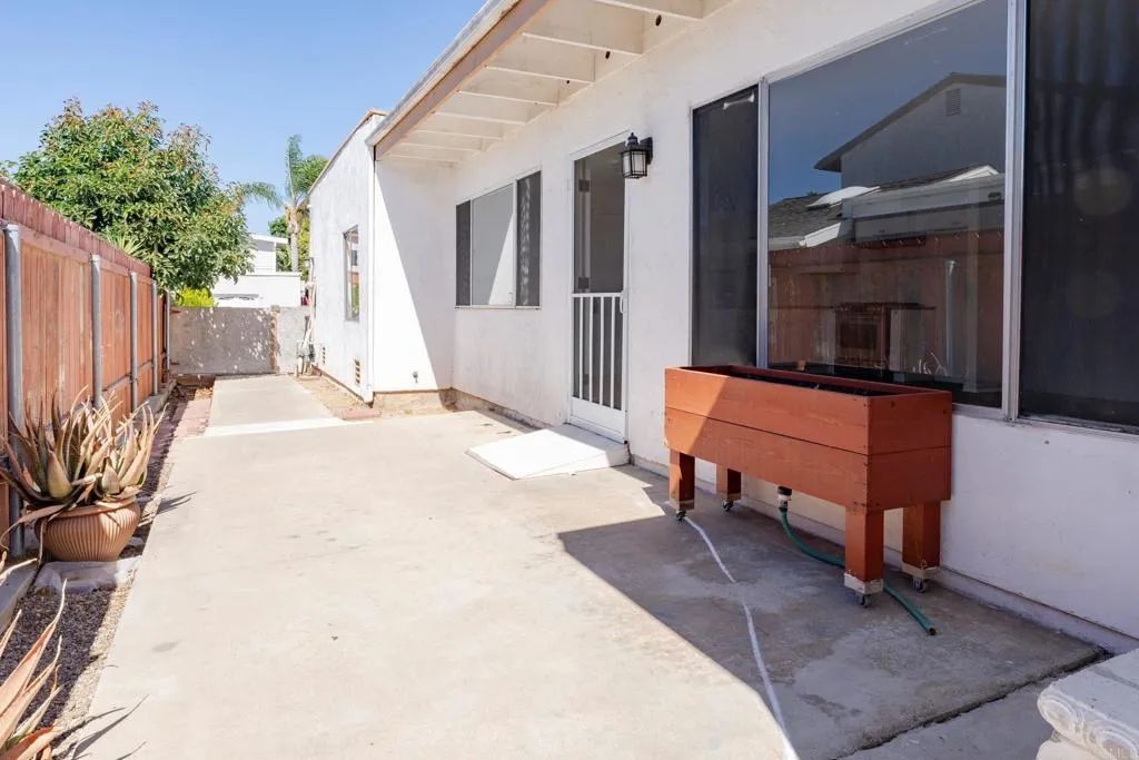 22 Connoley Circle, Chula Vista, CA 91911