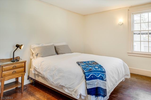 55 Luddington Rd, West Orange Twp., NJ 07052