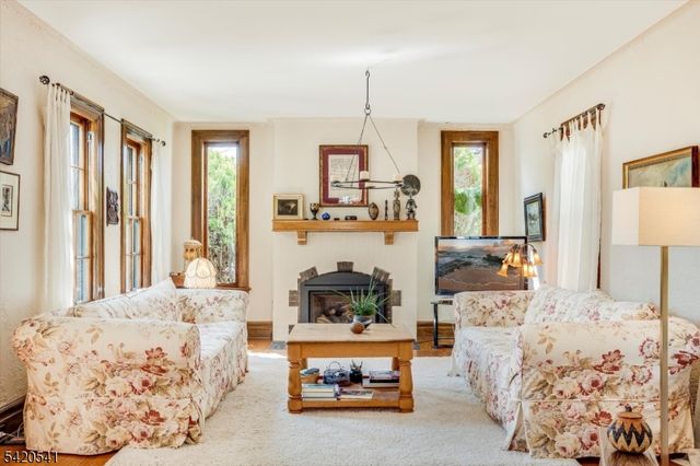55 Luddington Rd, West Orange Twp., NJ 07052