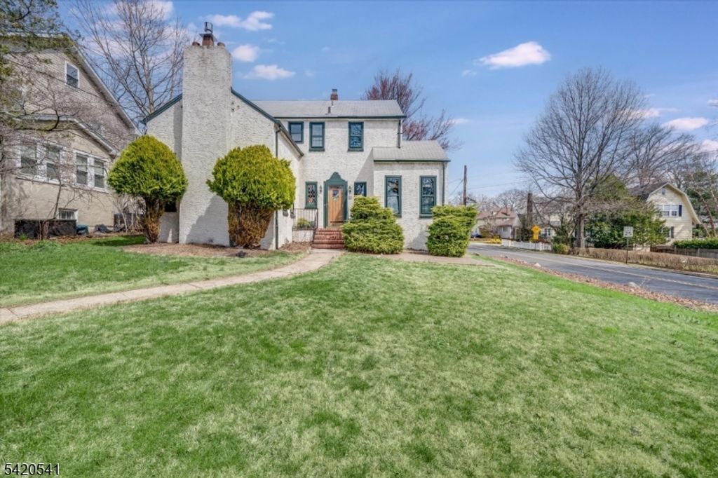 55 Luddington Rd, West Orange Twp., NJ 07052