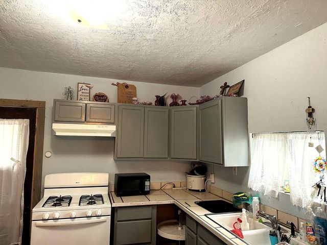 702 N Linden Ave, Trinidad, CO 81082