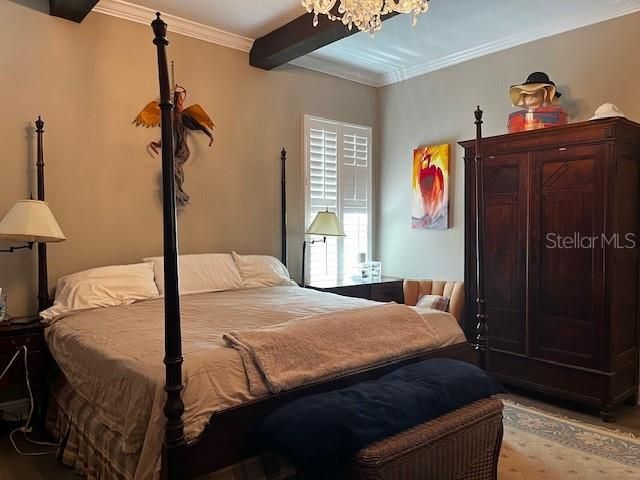 710 36TH AVENUE N, St Petersburg, FL 33704