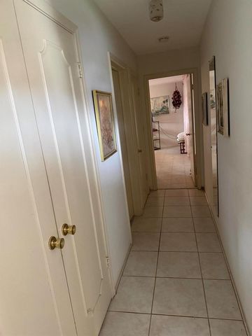 626 S Crescent Drive, Hollywood, FL 33021