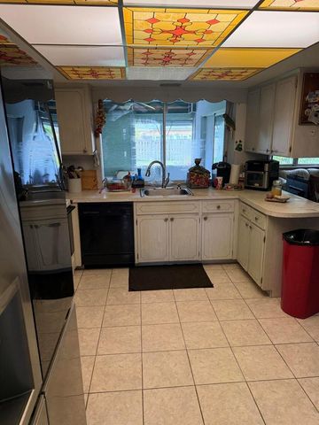626 S Crescent Drive, Hollywood, FL 33021