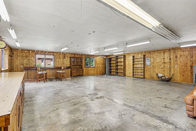 4191 E Fruitport Road, Fruitport, MI 49415