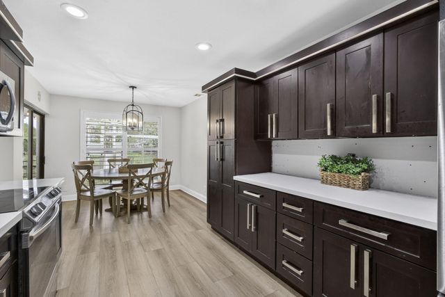 13655 Barberry Drive, Wellington, FL 33414