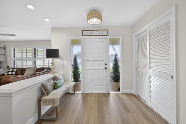 13655 Barberry Drive, Wellington, FL 33414