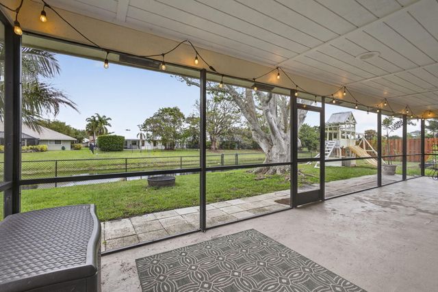 13655 Barberry Drive, Wellington, FL 33414