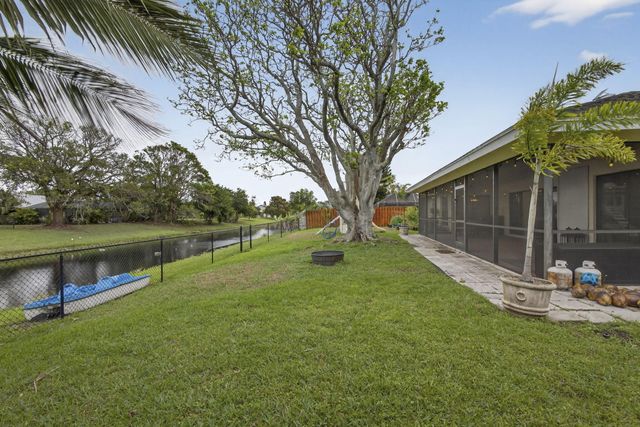 13655 Barberry Drive, Wellington, FL 33414