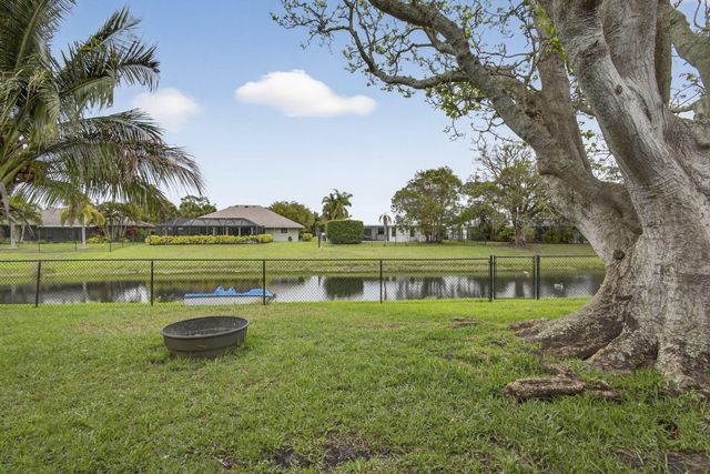 13655 Barberry Drive, Wellington, FL 33414