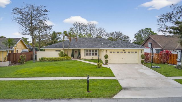 13655 Barberry Drive, Wellington, FL 33414