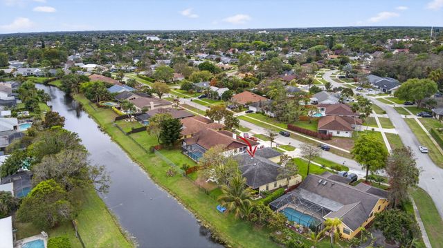 13655 Barberry Drive, Wellington, FL 33414