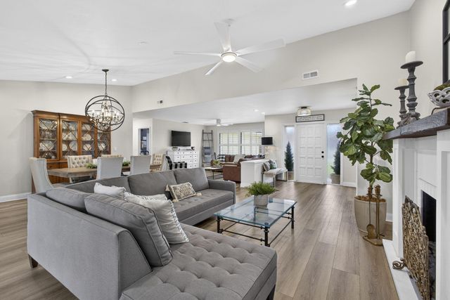 13655 Barberry Drive, Wellington, FL 33414