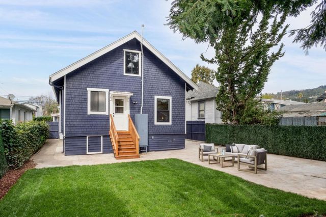 3714 Magee Avenue, Oakland, CA 94619