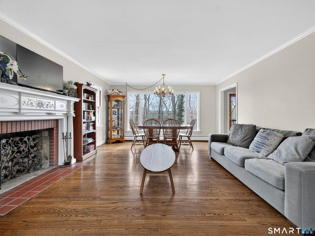 7 Laurel Hill Drive South, East Lyme, CT 06357