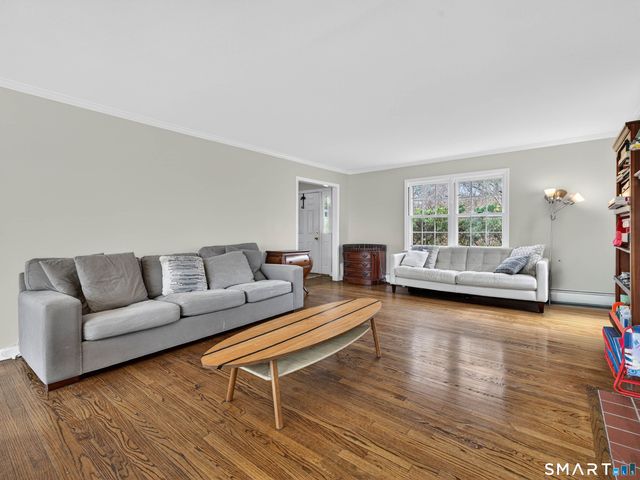 7 Laurel Hill Drive South, East Lyme, CT 06357