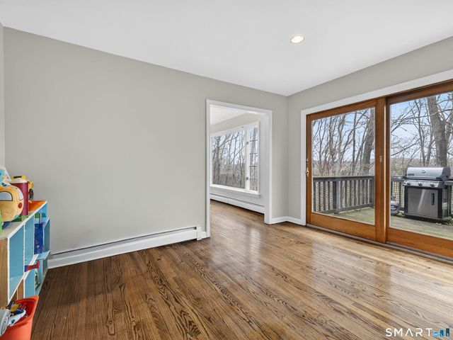 7 Laurel Hill Drive South, East Lyme, CT 06357