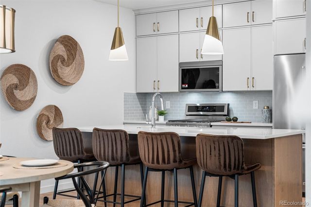 12338 W 58th Court, Arvada, CO 80004