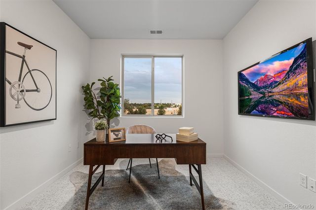 12338 W 58th Court, Arvada, CO 80004