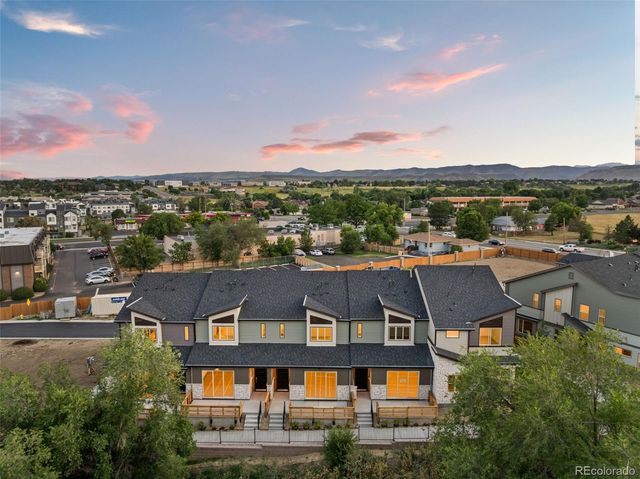 12338 W 58th Court, Arvada, CO 80004