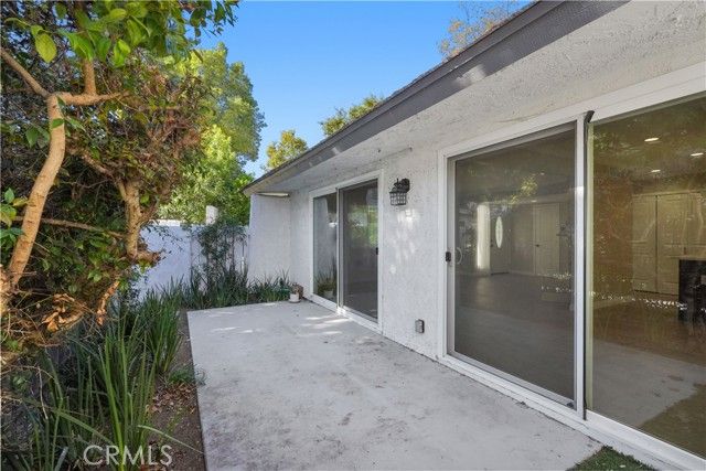 3723 Summershore Lane, Westlake Village, CA 91361