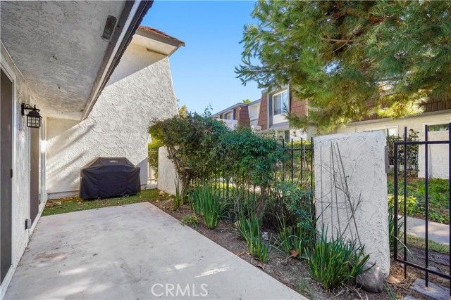 3723 Summershore Lane, Westlake Village, CA 91361