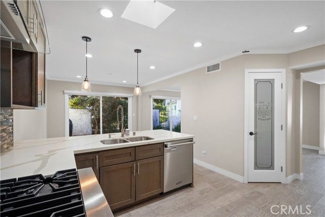 3723 Summershore Lane, Westlake Village, CA 91361