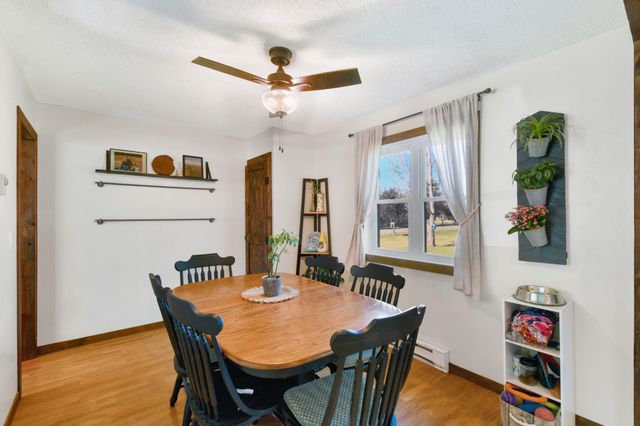 509 4th Street E, Horace, ND 58047