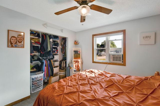 509 4th Street E, Horace, ND 58047