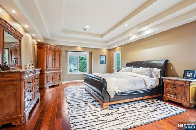 31 Bourbon Street, Wayne, NJ 07470