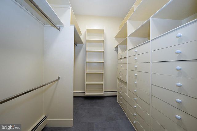 39 FAIRVIEW RD, Penn Valley, PA 19072