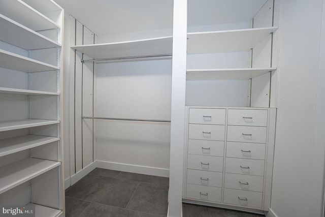 39 FAIRVIEW RD, Penn Valley, PA 19072