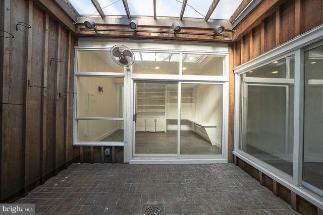 39 FAIRVIEW RD, Penn Valley, PA 19072