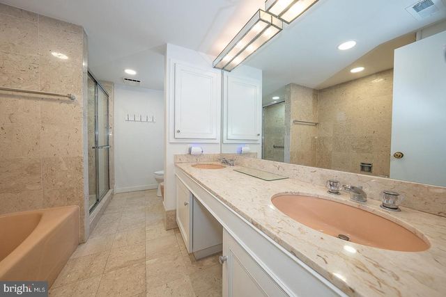 39 FAIRVIEW RD, Penn Valley, PA 19072