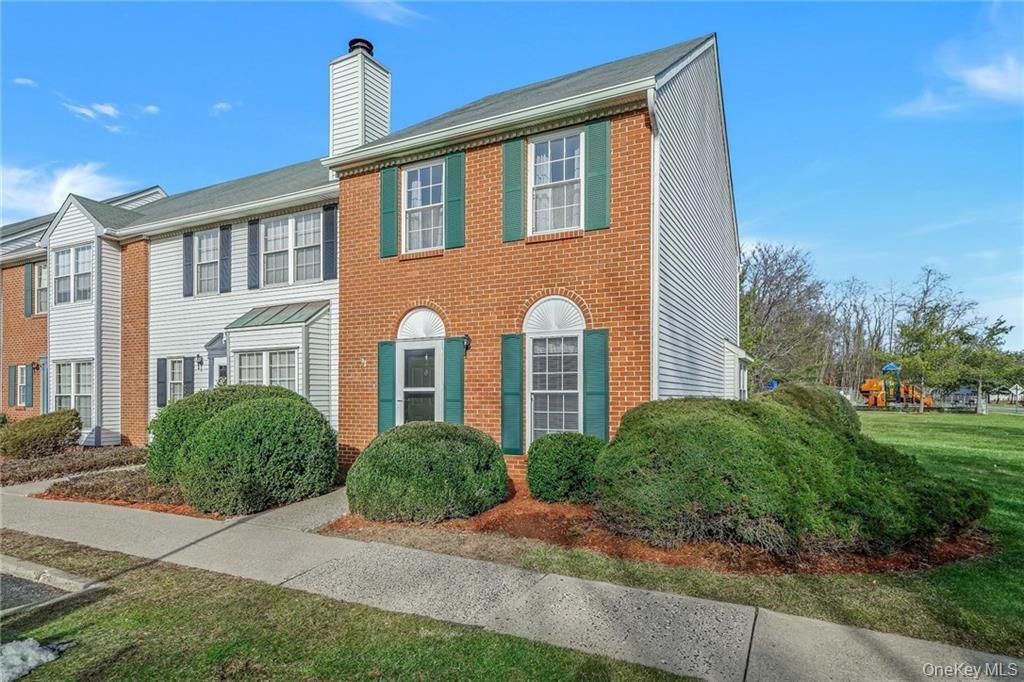 2 Goldsmith Court, Washingtonville, NY 10992