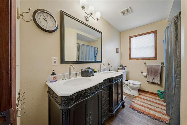 232 E MD Street, Cadott, WI 54727