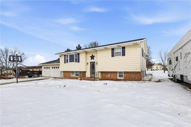 232 E MD Street, Cadott, WI 54727