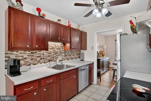 824 WOODLAWN DRIVE, Chambersburg, PA 17201