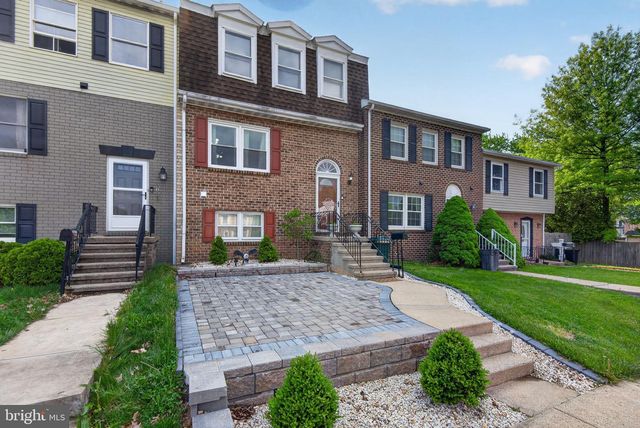 824 WOODLAWN DRIVE, Chambersburg, PA 17201